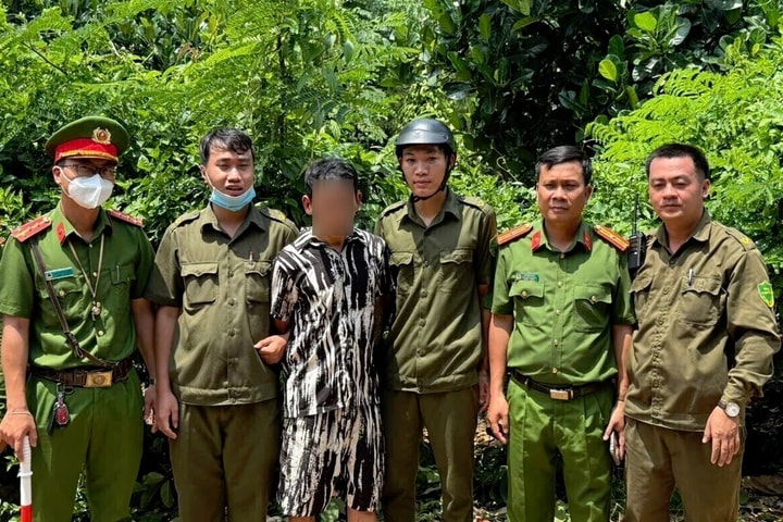 Con nghiện “bỏ của chạy lấy người” khi gặp công an tuần tra