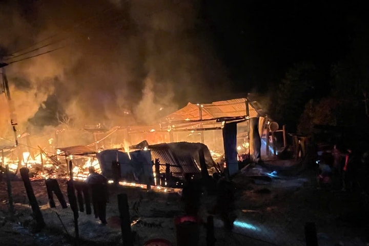 Cháy nhà trong đêm khiến một người tử vong