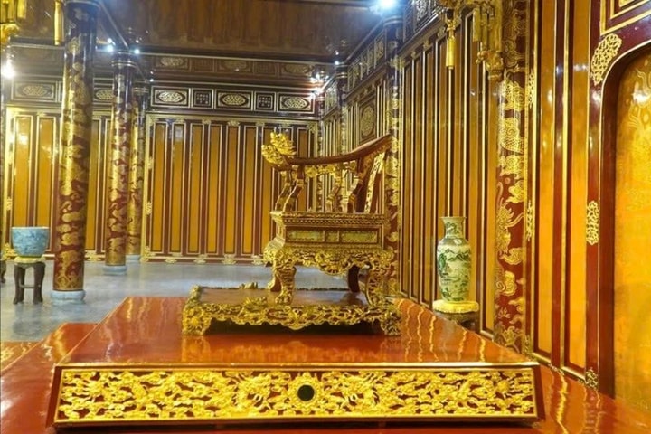 Triển khai kế hoạch phục chế bảo vật quốc gia Ngai vua triều Nguyễn