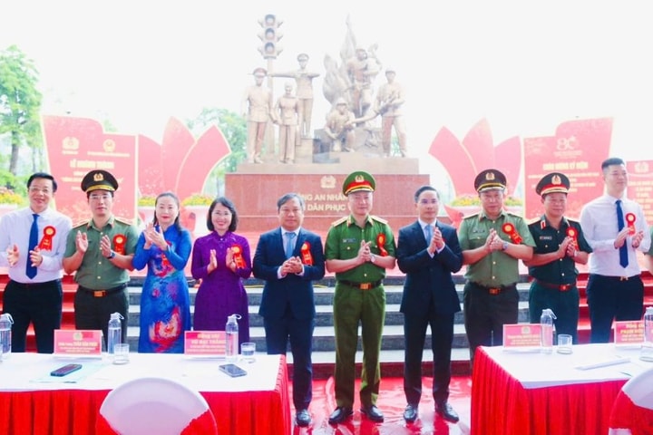 Tôn vinh chiến công, lan tỏa tinh thần phục vụ qua Tượng đài Công an Nhân dân tại Quảng Ninh