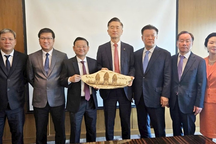 Bí thư Tỉnh ủy Gia Lai sang Hàn Quốc mời gọi đầu tư