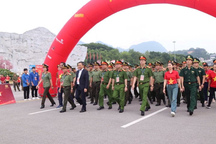 “Cùng Việt Nam tiến bước” lan tỏa khí thế tại Sơn La