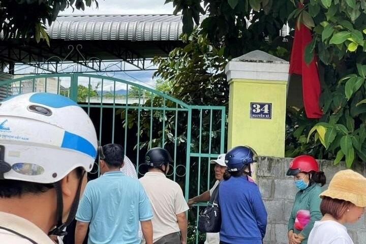 Cháy nhà lúc trưa, một phụ nữ tử vong