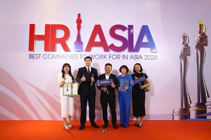 Tập đoàn của ông Johnathan Hạnh Nguyễn được vinh danh hai giải thưởng quốc tế