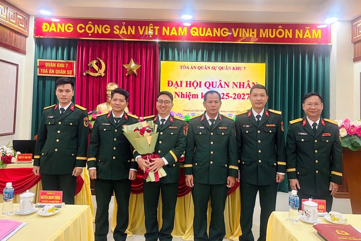 Trung tá Hoàng Văn Tưởng làm Chủ tịch Hội đồng quân nhân TAQS Quân khu 7