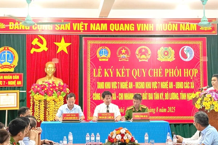 Tòa án khu vực 7 - Nghệ An ký Quy chế phối hợp cơ quan hữu trách