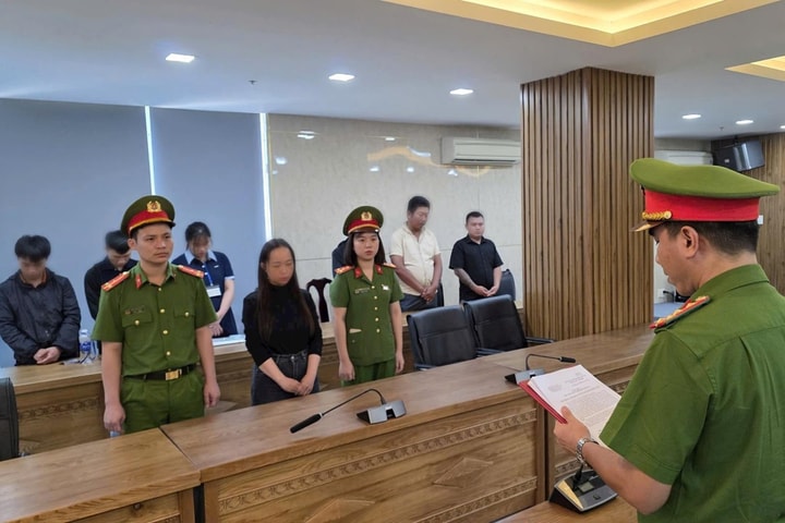 Khởi tố 20 bị can trong đường dây rửa tiền 30.000 tỷ đồng