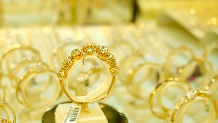 Giá vàng hôm nay 21/8: Tăng gần 1 triệu đồng/lượng