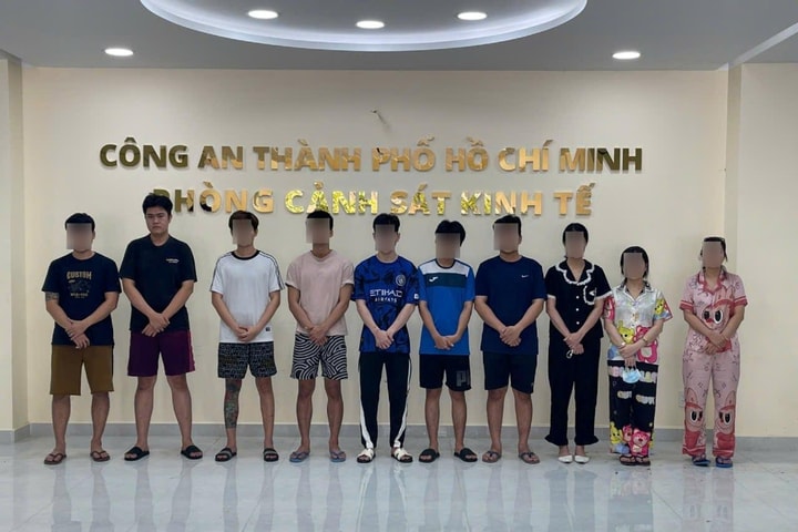 Khởi tố nhóm buôn bán và tổ chức sử dụng "khí cười" tại 90’s House