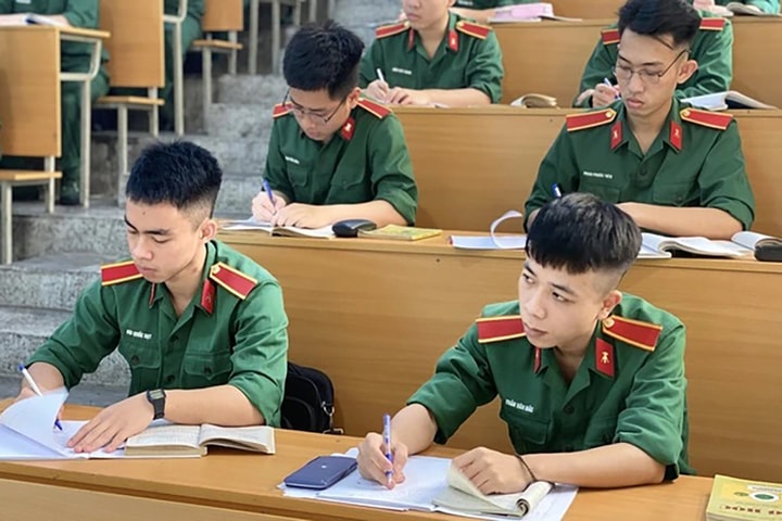 Khối các trường Quân đội công bố điểm chuẩn năm 2025