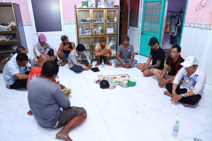 Đột kích tụ điểm “lắc bầu cua”, thu giữ nhiều tang vật