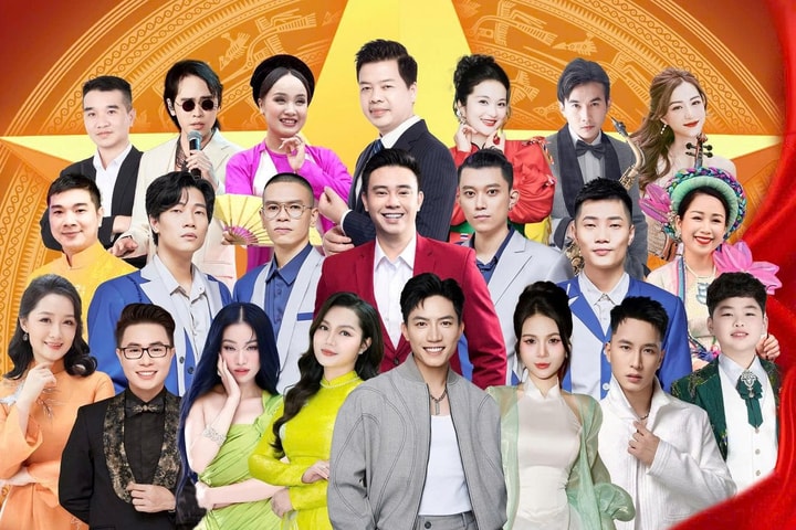 Trình diễn dù lượn trong chương trình "Hà Nội - Sáng mãi khát vọng Việt Nam"