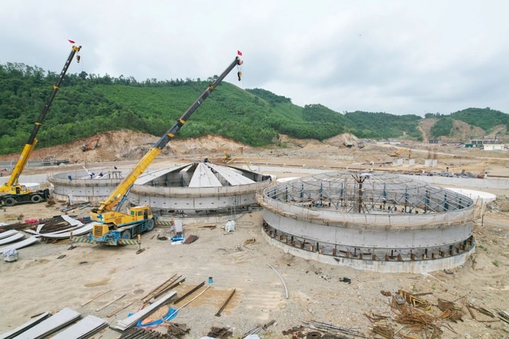 Các siêu dự án chạy đua chào mừng các ngày lễ lớn và Đại hội Đảng