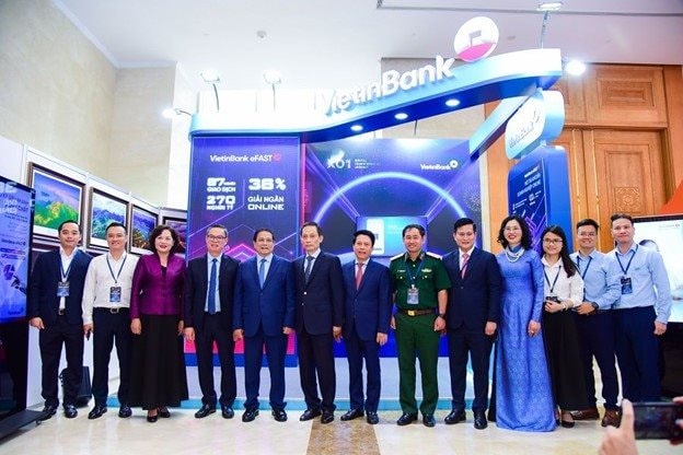VietinBank vươn mình cùng đất nước