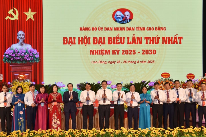 Đảng bộ UBND tỉnh Cao Bằng đoàn kết đổi mới bứt phá trong nhiệm kỳ mới