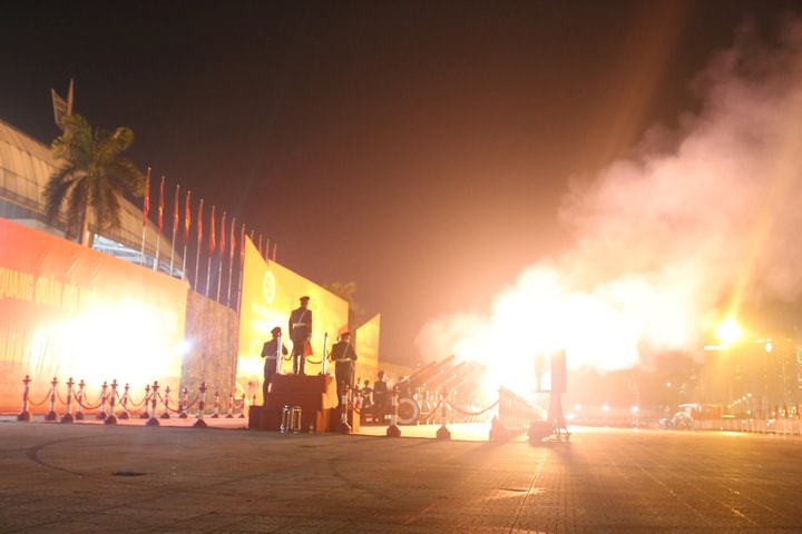 Ngắm dàn pháo lễ "khai hỏa" tại Mỹ Đình