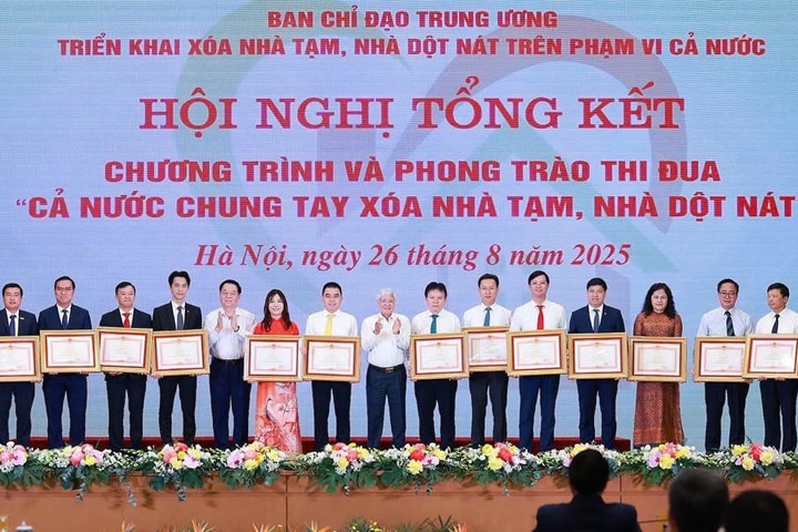 Thủ tướng  biểu dương BIDV trong công tác xóa nhà tạm, nhà dột nát