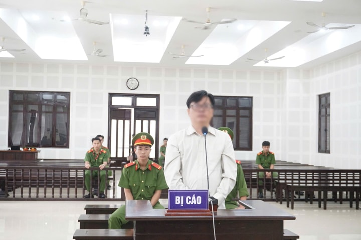 Hầu tòa vì lạm dụng tín nhiệm và trốn thuế