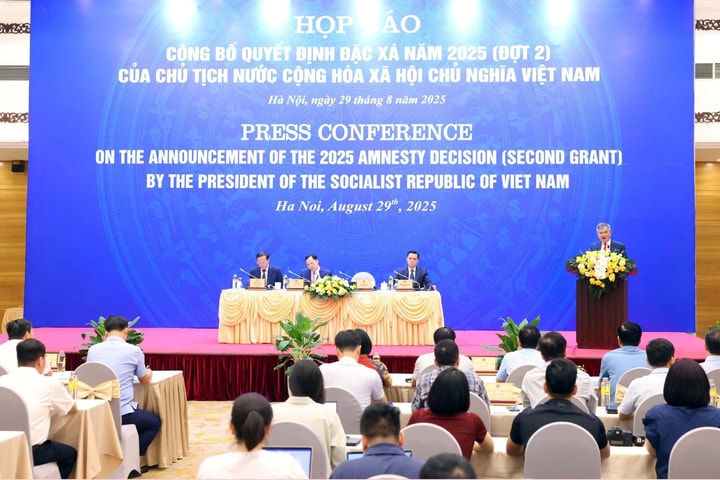 Chủ tịch nước đặc xá cho 13.920 người dịp Quốc khánh