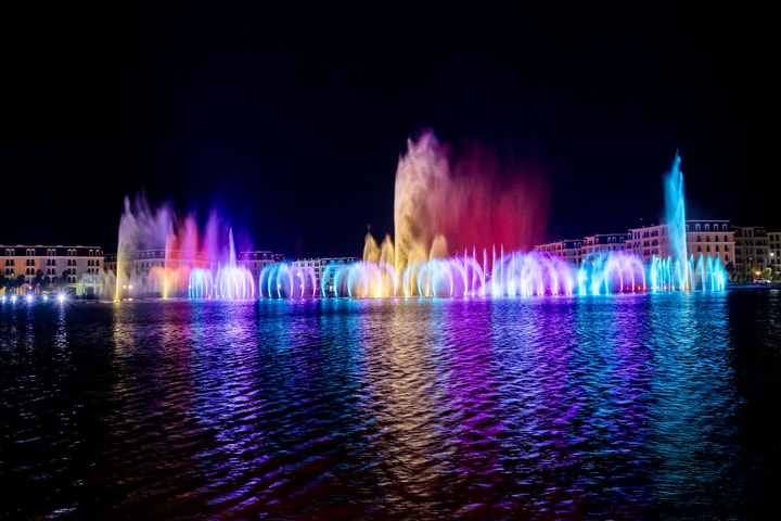 Halo Bay Show lập 3 kỷ lục Việt Nam, chào mừng 80 năm Quốc khánh 2/9