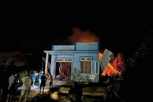 Điều tra vụ nổ lớn trong đêm tại Lâm Đồng