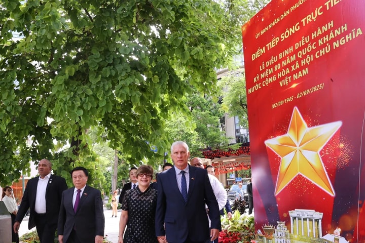 Bí thư Thứ nhất, Chủ tịch nước Cuba tri ân Anh hùng dân tộc José Martí Pérez