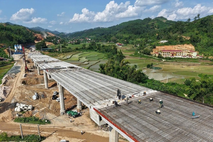 Sôi động trên các công trường của Đèo Cả dịp Quốc khánh 2/9