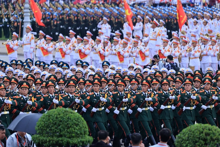 Hùng tráng lễ diễu binh, diễu hành mừng Quốc khánh 2/9