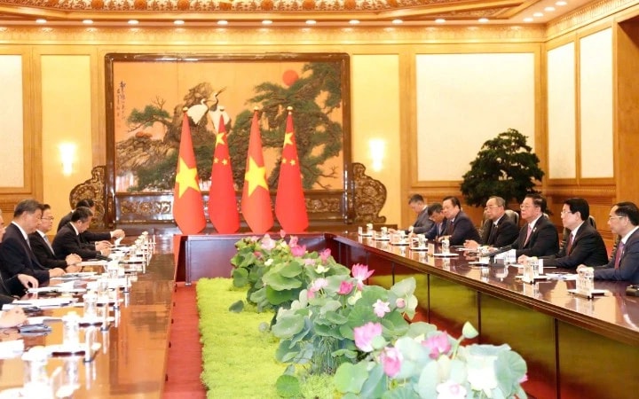 Chủ tịch nước Lương Cường hội đàm với Tổng Bí thư, Chủ tịch nước Trung Quốc Tập Cận Bình