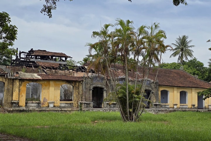 Quốc Tử Giám Huế hoang tàn: Chạnh lòng trước dấu tích một thời