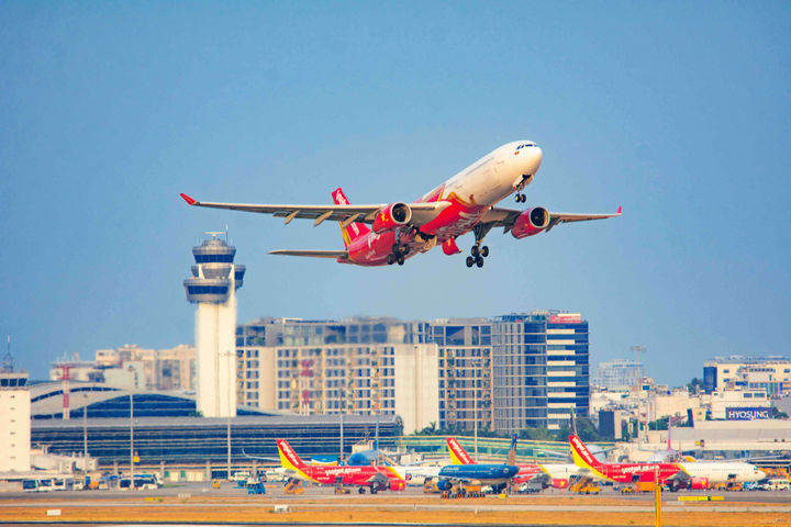 Vietjet được vinh danh trong Top hãng hàng không bền vững an toàn