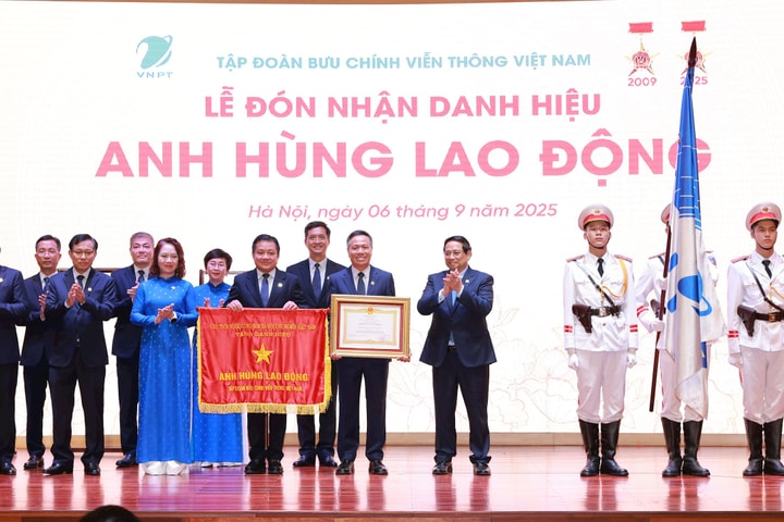 VNPT đón nhận danh hiệu anh hùng lao động: Dấu ấn đổi mới - tiên phong - sáng tạo