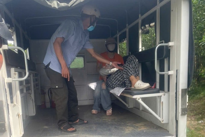 Công an xã Hưng Lộc kịp thời cứu người phụ nữ ngất xỉu giữa đường