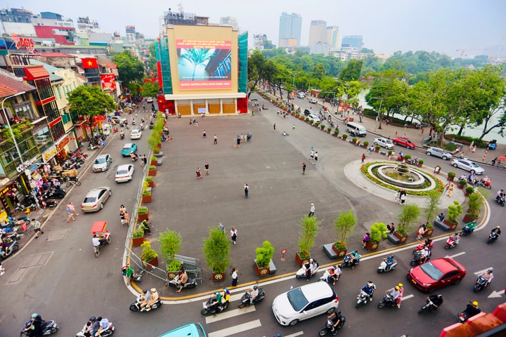 Diện mạo Quảng trường Đông Kinh Nghĩa Thục sau khi chỉnh trang thay đổi thế nào?