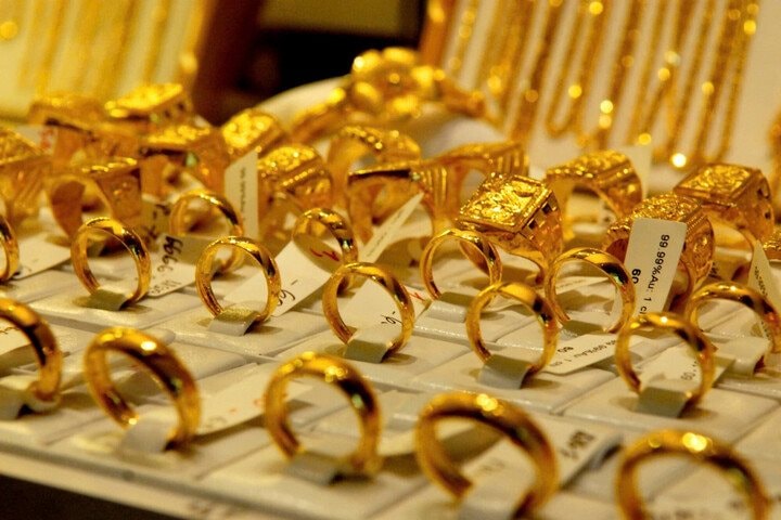 Giá vàng hôm nay 10/9: Giảm 300.000 - 500.000 đồng/lượng