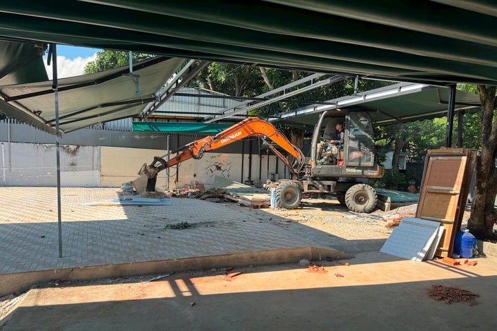 Cưỡng chế, tháo dỡ công trình xây dựng trái phép tại phường Quy Nhơn Nam