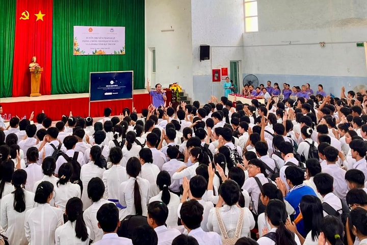 Phòng ngừa ma túy, xâm hại tình dục từ trường học