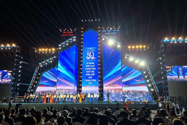 Bế mạc Triển lãm thành tựu đất nước “80 năm hành trình Độc lập - Tự do - Hạnh phúc”