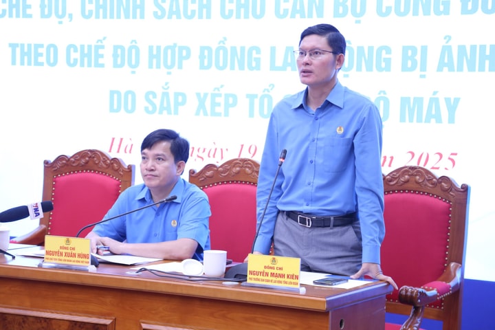 Chính sách đối với cán bộ công đoàn chuyên trách bị ảnh hưởng do sắp xếp tổ chức bộ máy