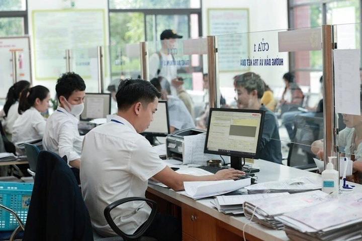 Cán bộ, công chức Hà Nội có thể được tăng thêm thu nhập từ năm 2026