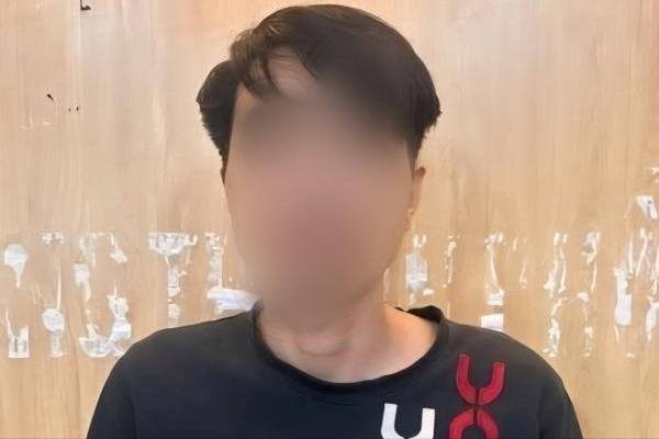 Bắt giữ kẻ manh động đập phá xe chuyên dụng của CSGT