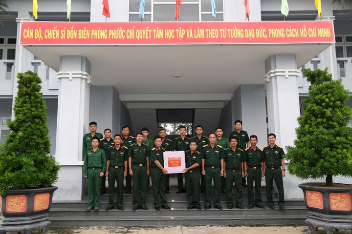 Tây Ninh: Thăm, động viên các lực lượng trên tuyến biên giới