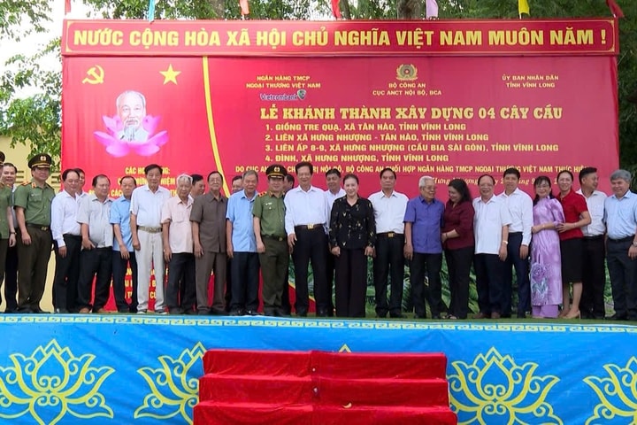 Vĩnh Long khánh thành 4 cây cầu, mở rộng kết nối giao thông nông thôn