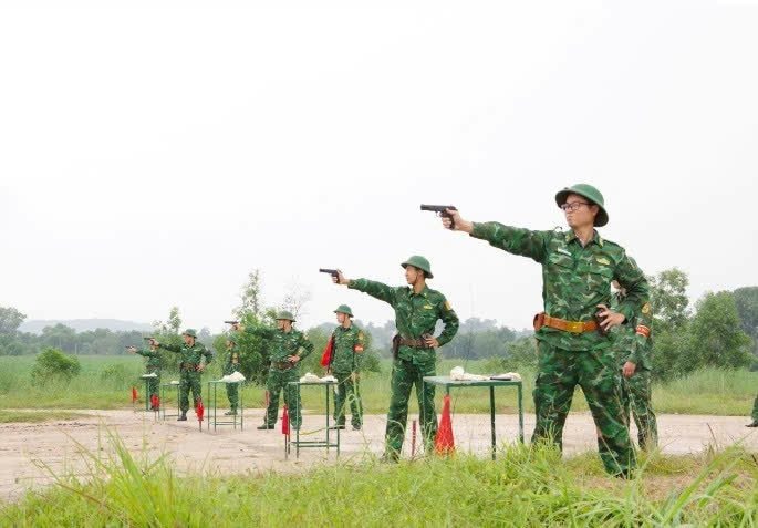 Bộ đội Biên phòng TP.HCM kiểm tra bắn đạn thật năm 2025