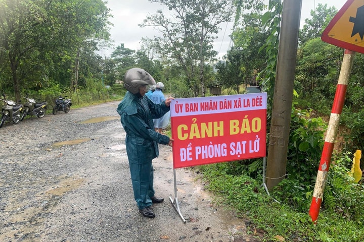 Xã vùng núi triển khai "4 tại chỗ" đảm bảo an toàn cho người dân trong bão