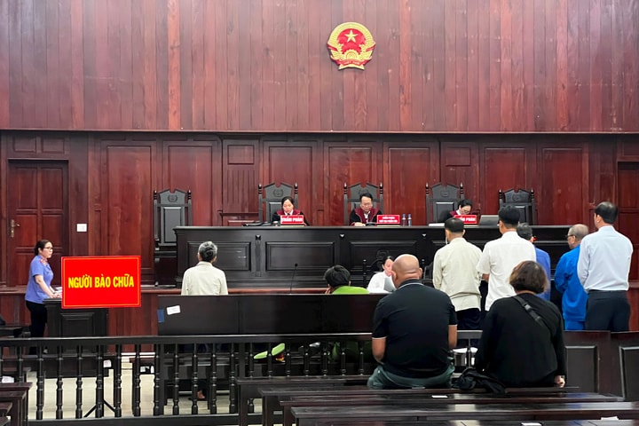 Bác kháng cáo của 3 cán bộ trong vụ “hô biến” nhà công tại Tân Bình