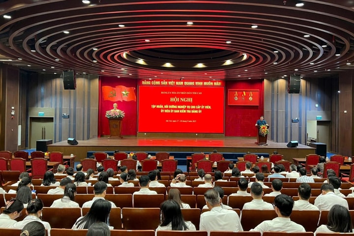 Xây dựng Đảng bộ Tòa án nhân dân tối cao trong sạch, vững mạnh toàn diện