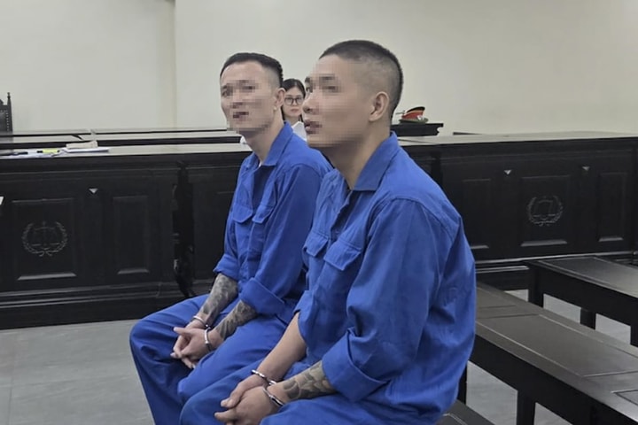 Hai thanh niên chém người, nạn nhân nhảy xuống sông thoát thân