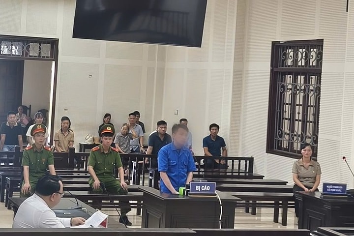 Nhận 4 năm tù vì tổ chức cho người khác nhập cảnh trái phép