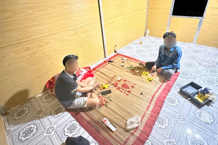 Bắt quả tang hai đối tượng tàng trữ, sử dụng ma túy tại Khe Sanh, Quảng Trị